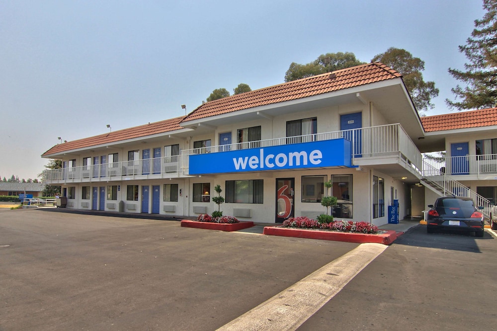 motel 6 west sacramento ca