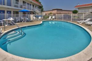 motel 6 west sacramento ca