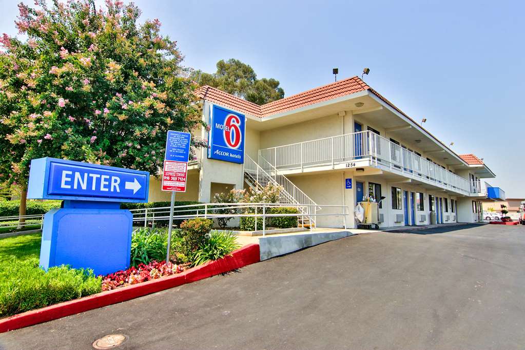 motel 6 west sacramento ca