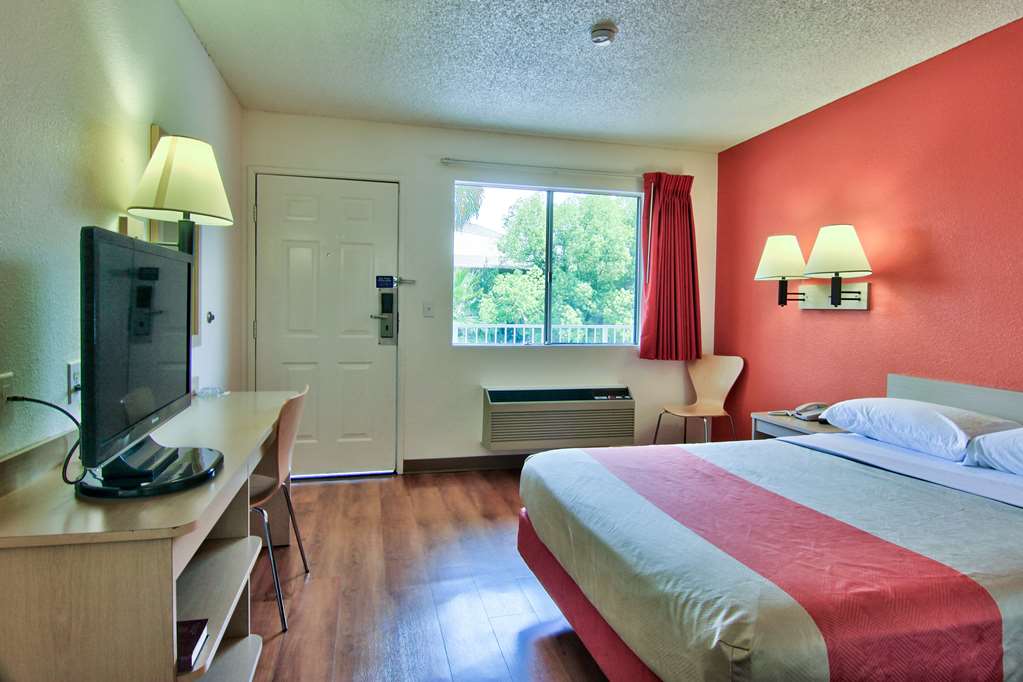 motel 6 west sacramento ca