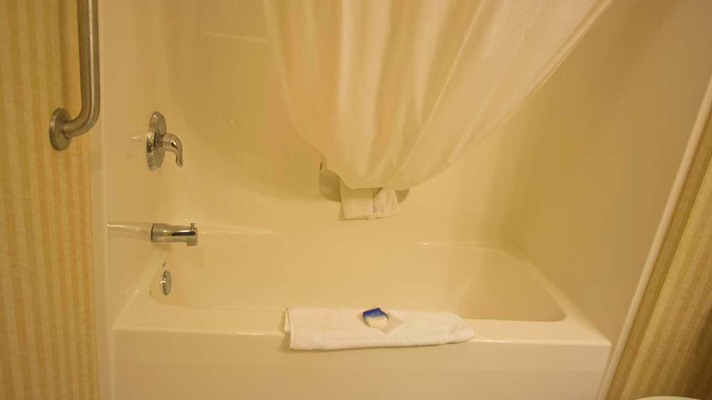 comfort inn and suites harrisburg hershey north