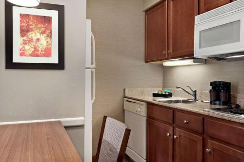 homewood suites by hilton harrisburg east hershey area