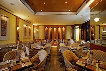 centara hotel hat yai