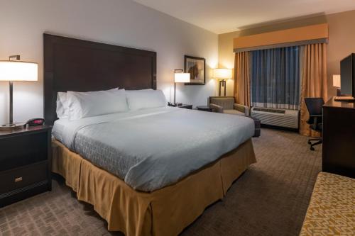 holiday inn express hotel and suites hays by ihg