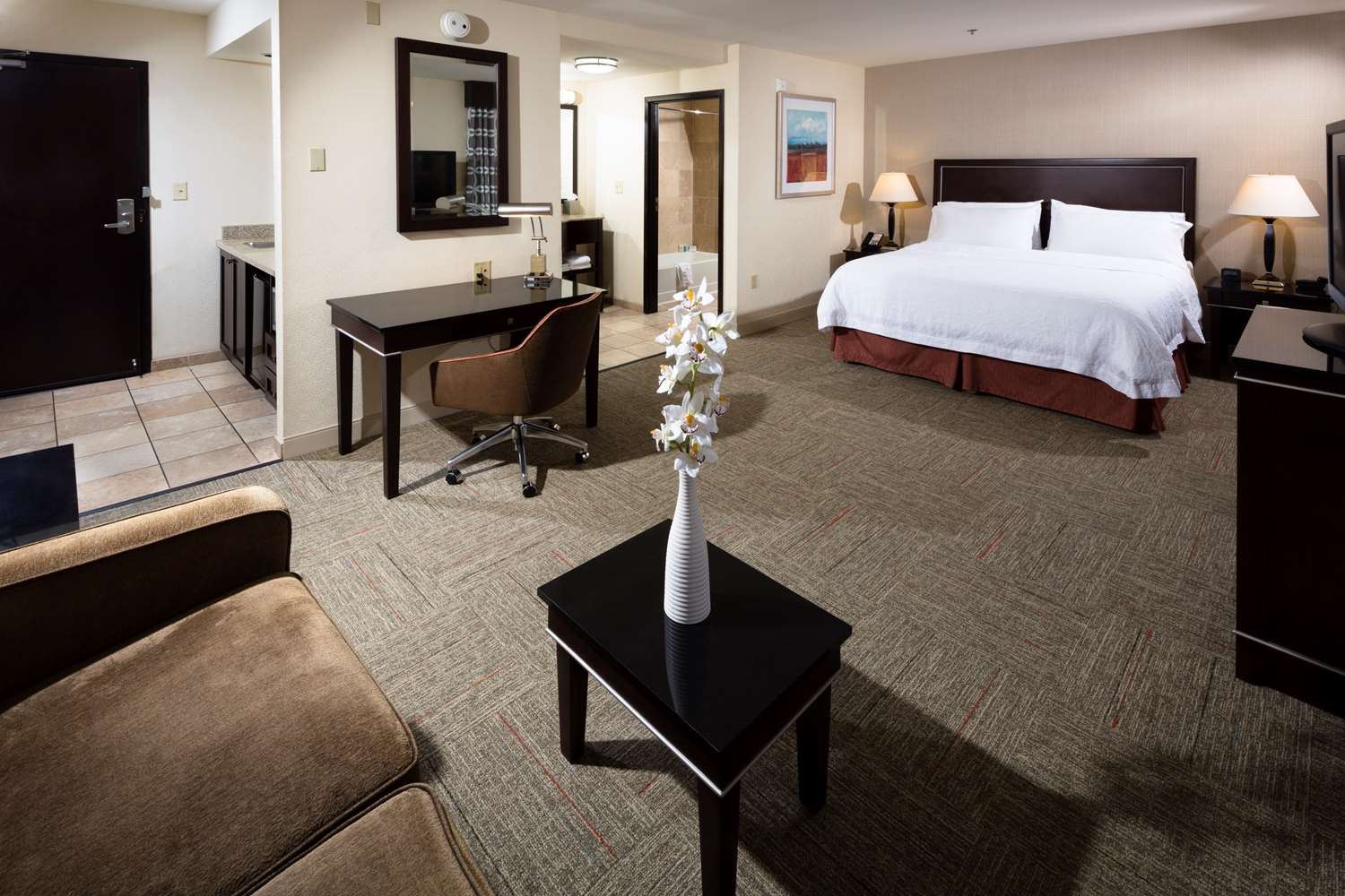 hampton inn and suites las vegas south