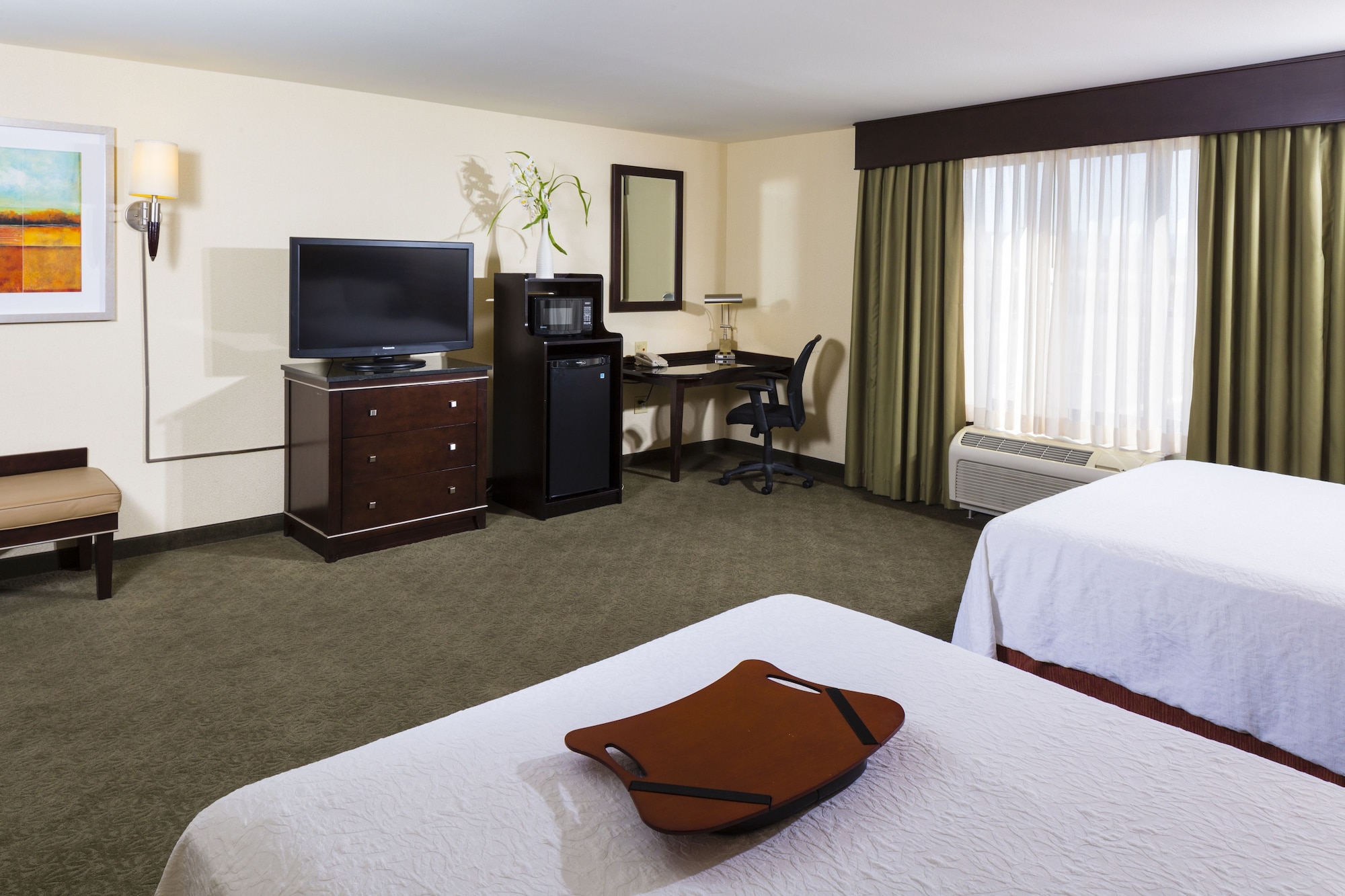 hampton inn and suites las vegas south