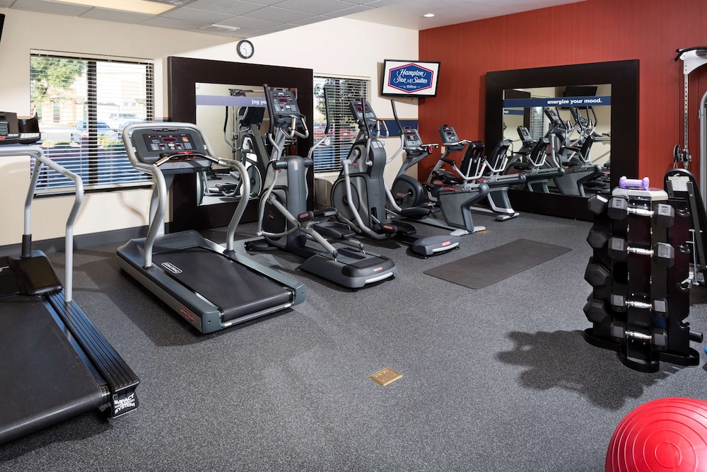 hampton inn and suites las vegas south