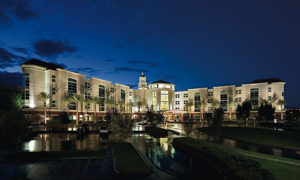 hampton inn and suites las vegas south