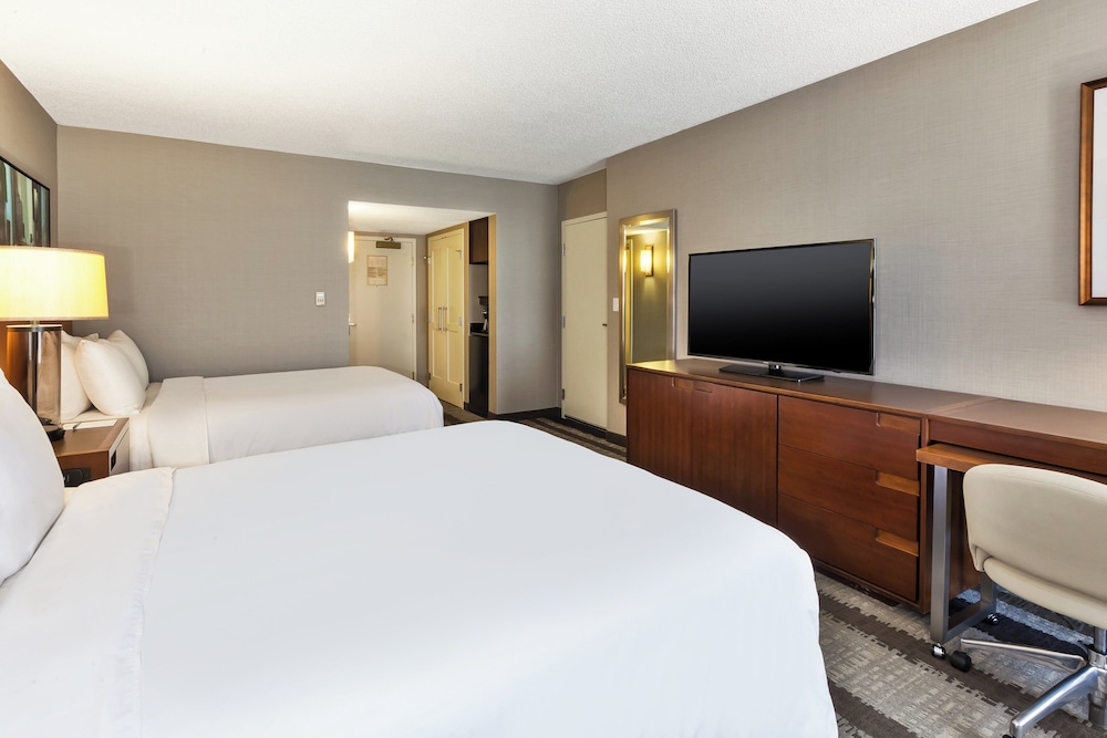 crowne plaza dulles airport by ihg