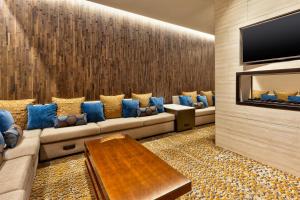 crowne plaza dulles airport by ihg