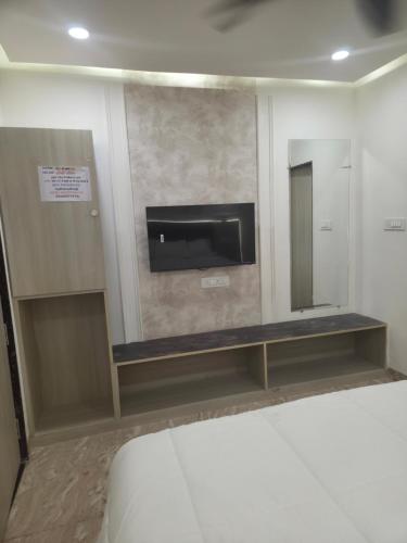 Kiwi Inn Hotel Regional Park,,2 star