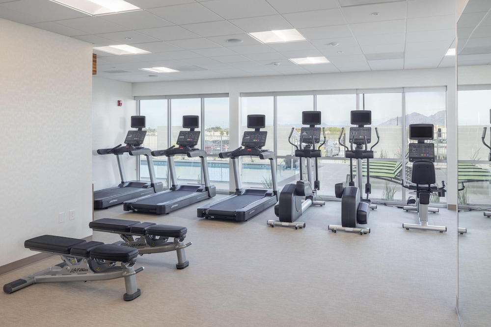 springhill suites by marriott tucson at the bridges
