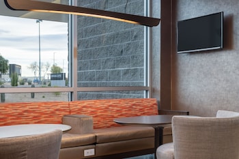 springhill suites by marriott tucson at the bridges