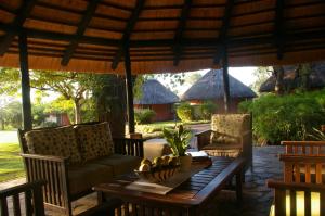 Mohlabetsi Safari Lodge,Hoedspruit>>Balule Game Reserve,4 star