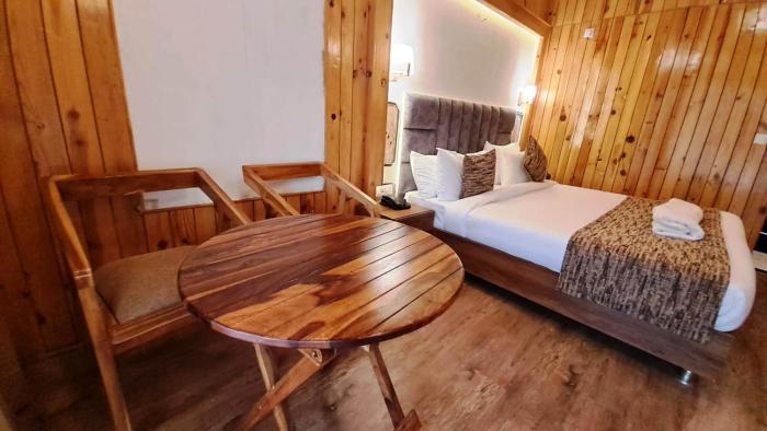 qcent woods spa and resort