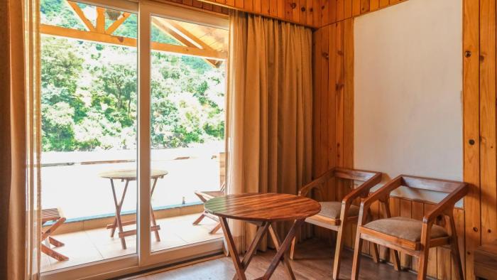 qcent woods spa and resort