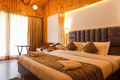 qcent woods spa and resort