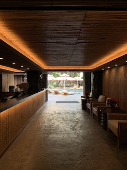 White Sands Hotel,Honolulu>>Hawaii,4 star
