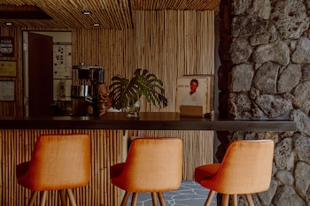White Sands Hotel,Honolulu>>Hawaii,4 star