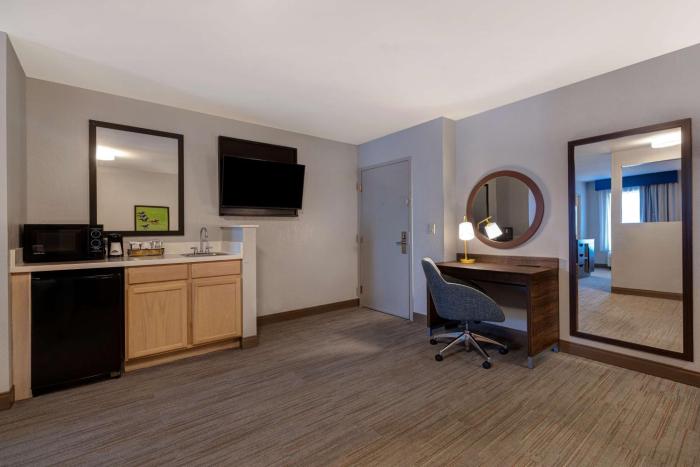 hampton inn hot springs