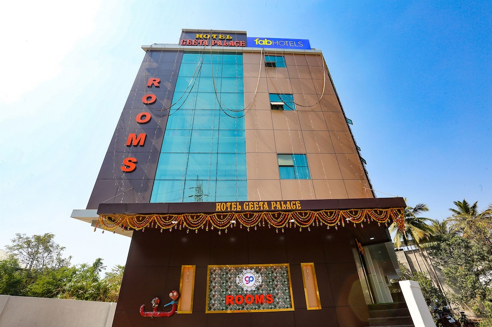 capital o hotel geeta palace