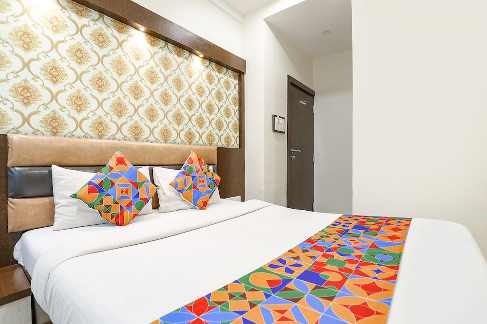 capital o hotel geeta palace