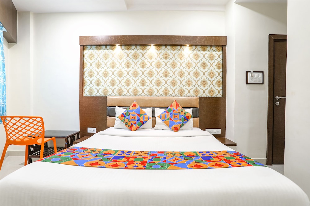 capital o hotel geeta palace