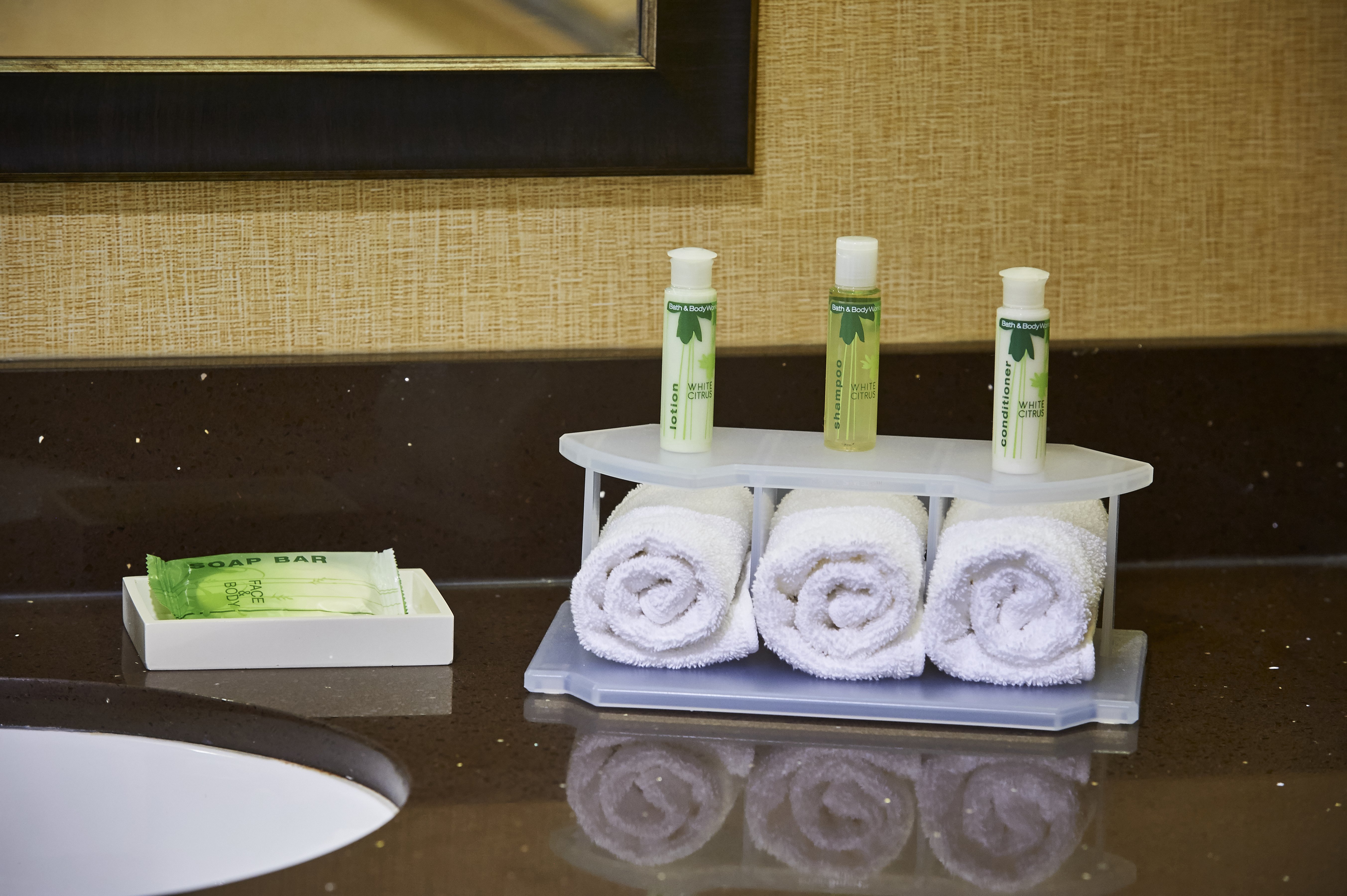 holiday inn express and suites timmins by ihg
