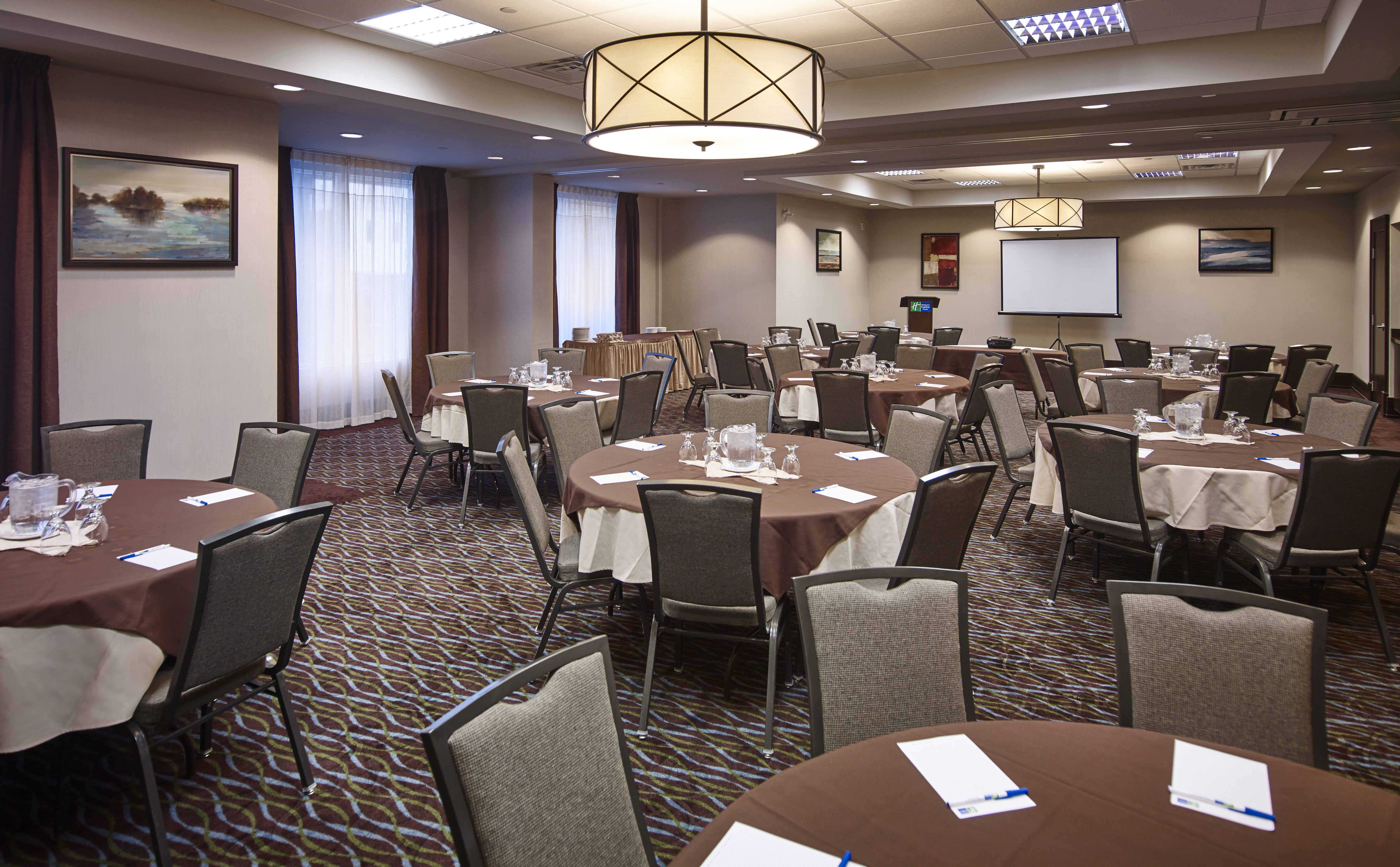 holiday inn express and suites timmins by ihg