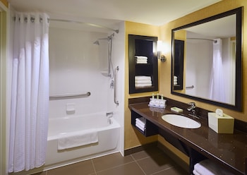 Holiday Inn Express & Suites Timmins By Ihg,Timmins>>Cochrane,3 star