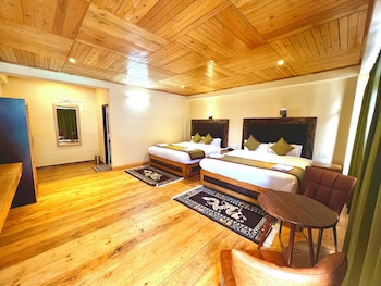 The Country House,,3 star