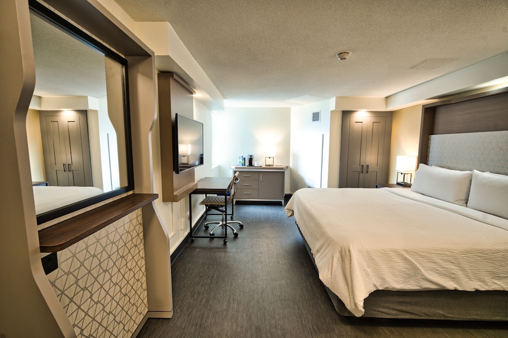 holiday inn toronto downtown centre by ihg