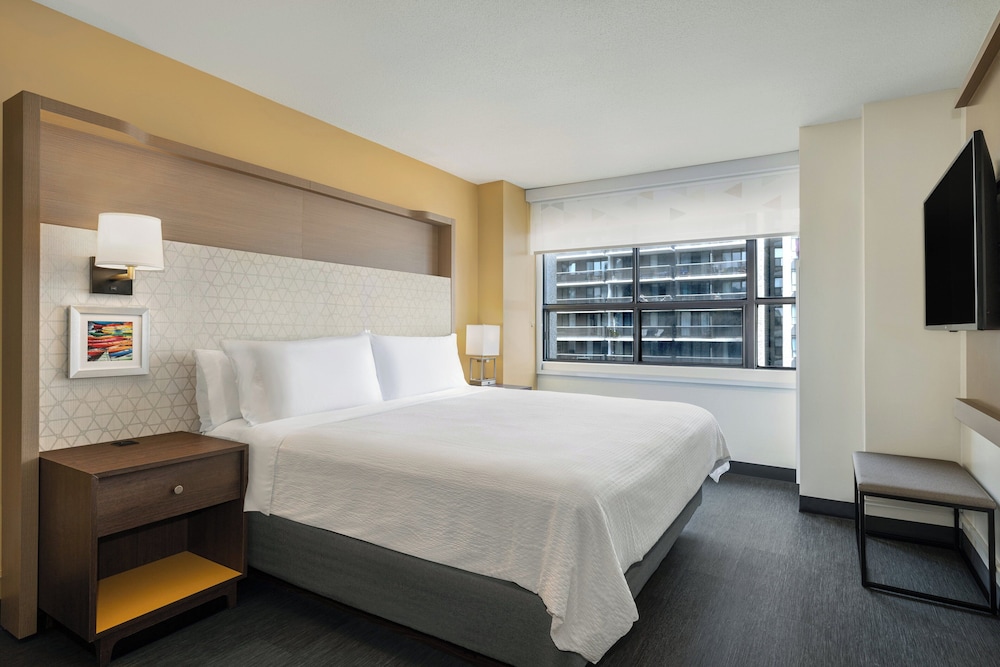 holiday inn toronto downtown centre by ihg