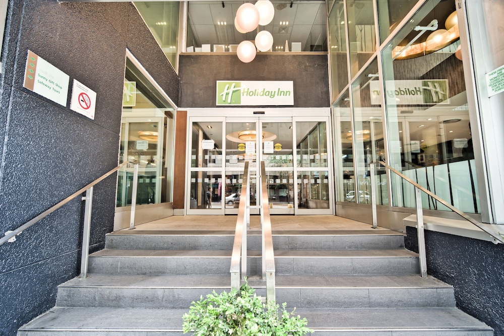 holiday inn toronto downtown centre by ihg