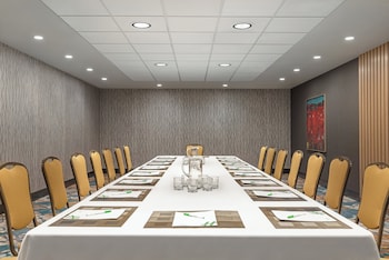 holiday inn toronto downtown centre by ihg