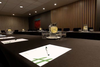 holiday inn toronto downtown centre by ihg