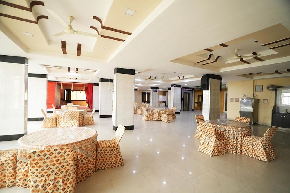 hotel lotus inn