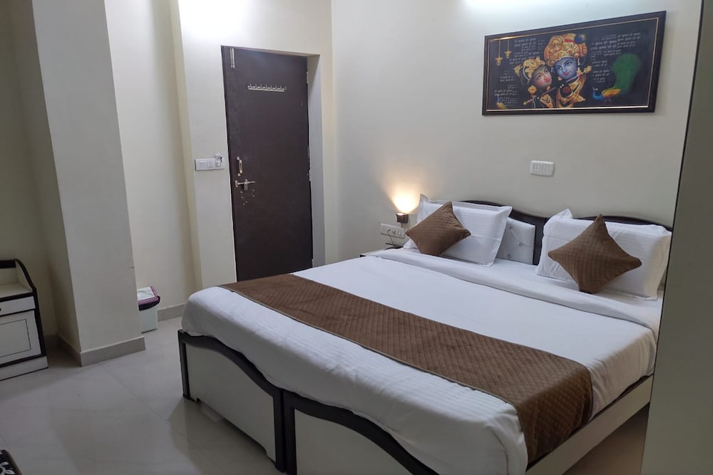 hotel lotus inn