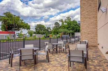 holiday inn express starke