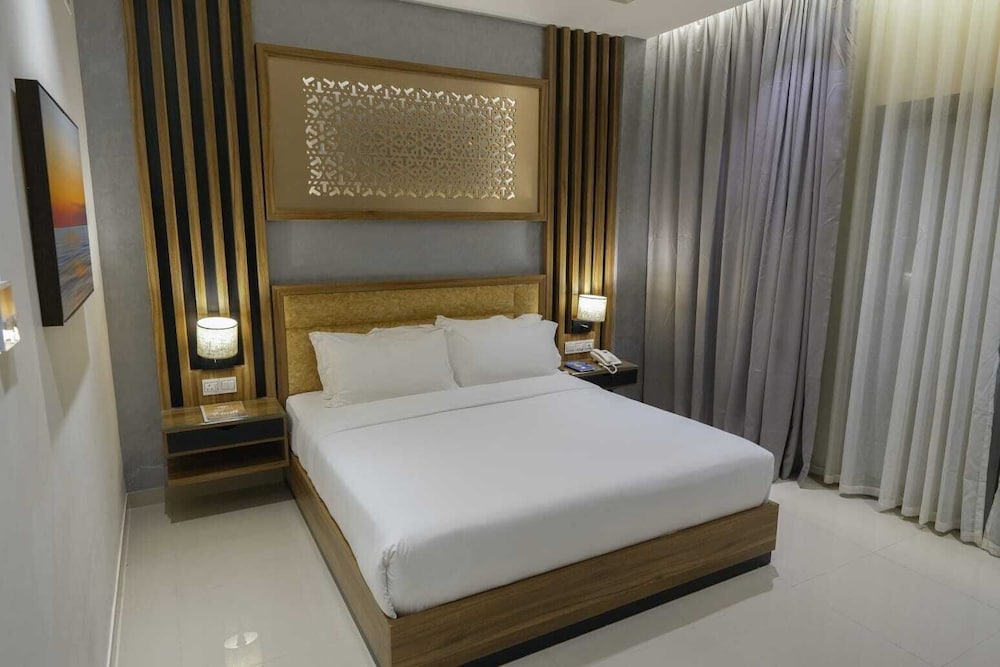 the plaza hotel and resort