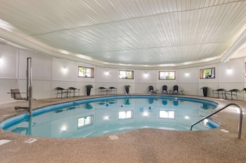 Best Western Plus Traverse City,Traverse City>>Grand Traverse Bay,3 star