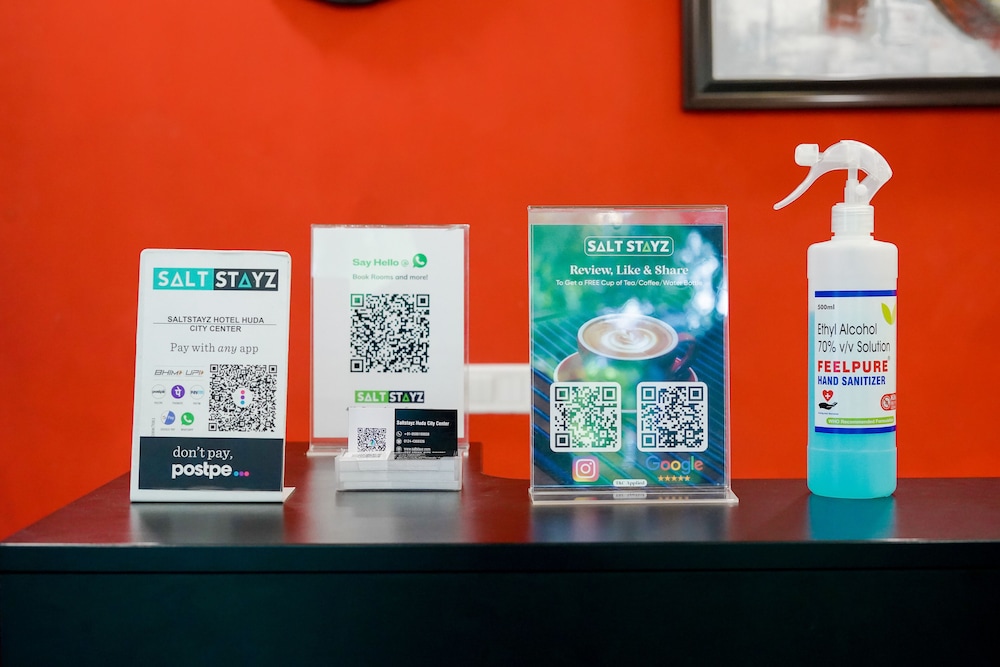 saltstayz hotel huda city center