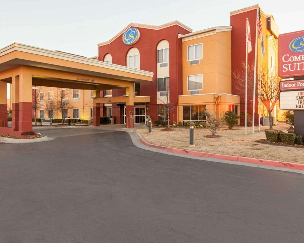 Comfort Suites Central/I-44