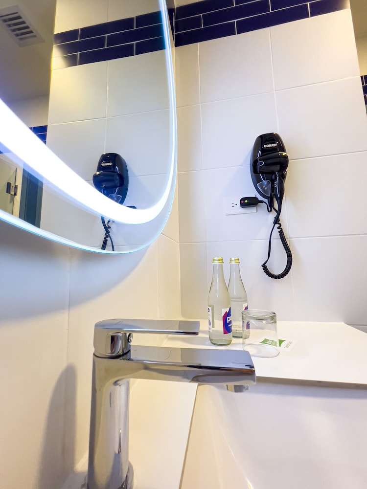 ibis styles el malecon guayaquil