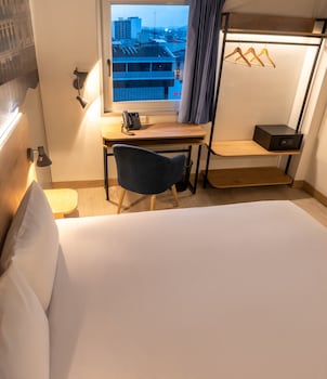 ibis styles el malecon guayaquil