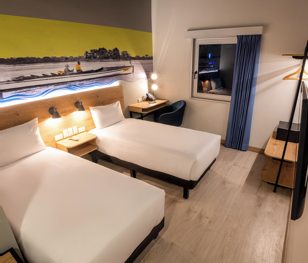 ibis styles el malecon guayaquil