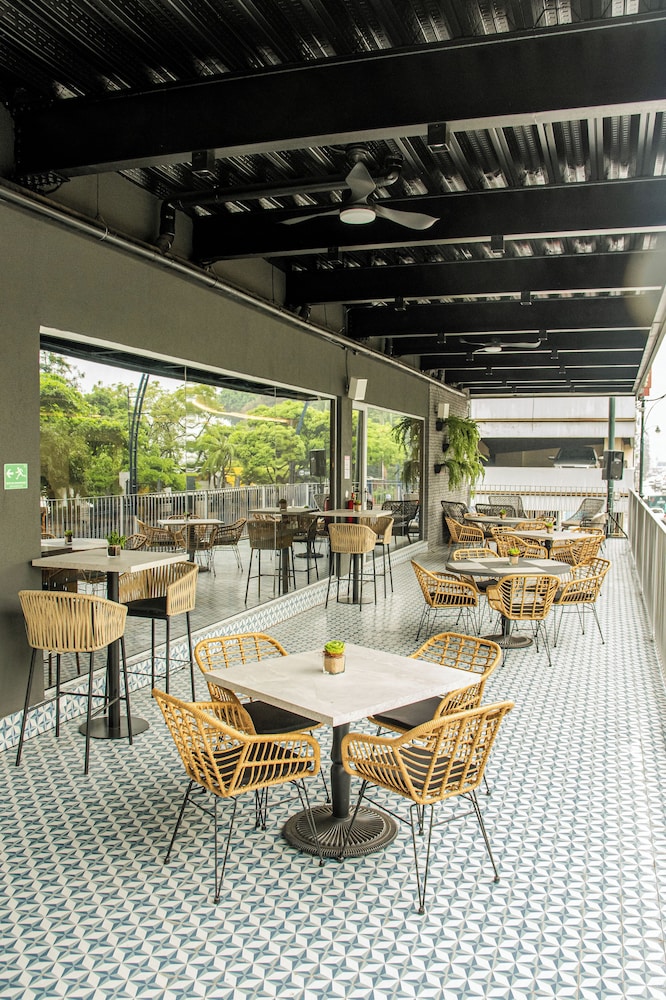 ibis styles el malecon guayaquil