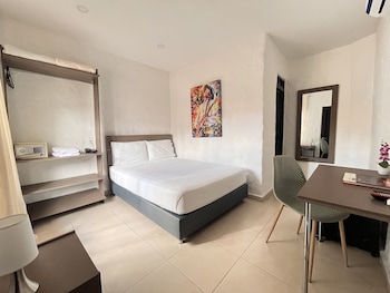 hotel vanguardia natural