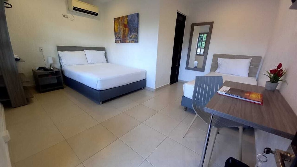 hotel vanguardia natural