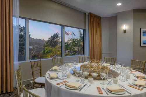 hilton los angeles universal city